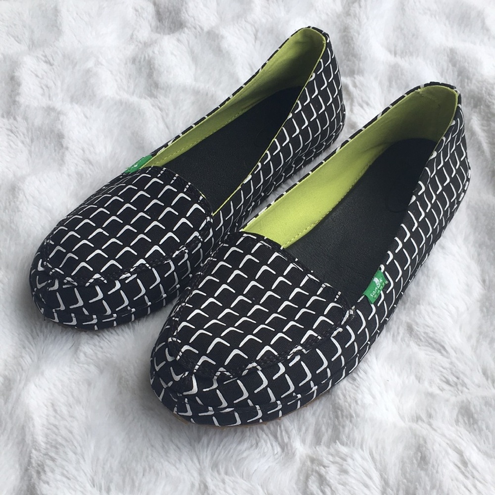 Sanuk slip on flats size 8